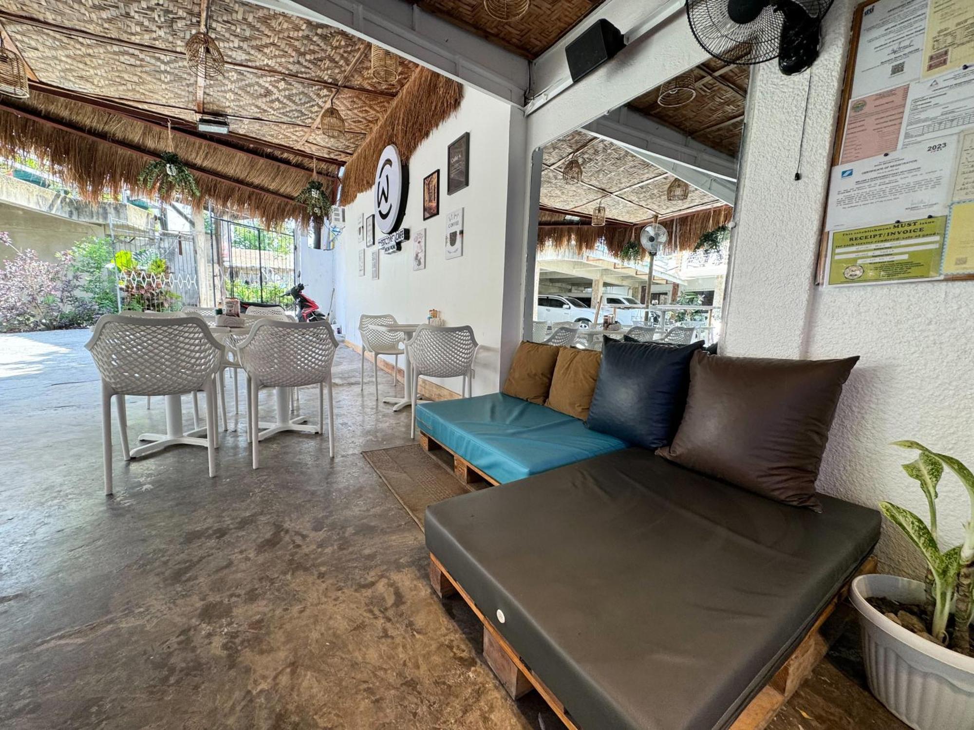 West Coast Beach House Cebu Exteriör bild